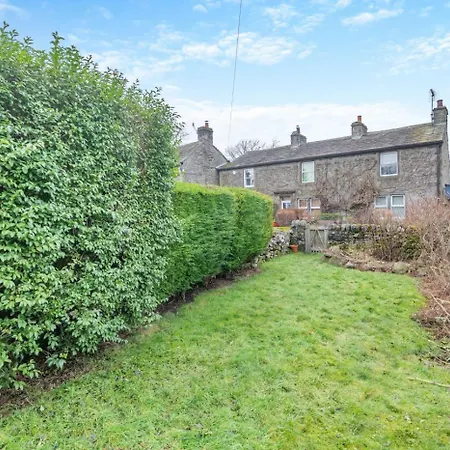 2 Bed In Hebden Oc-M30674 *