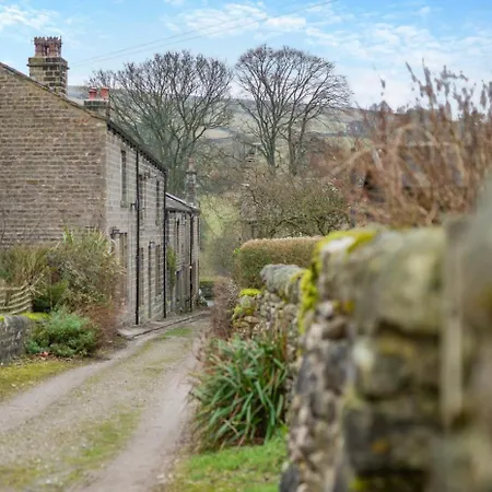 2 Bed In Oc-m30674 * Hebden